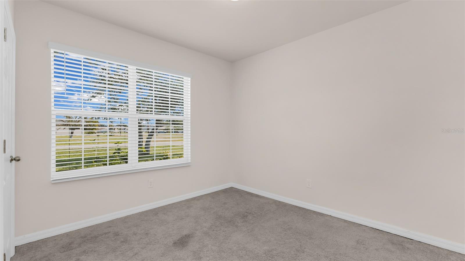 Listing Image #24