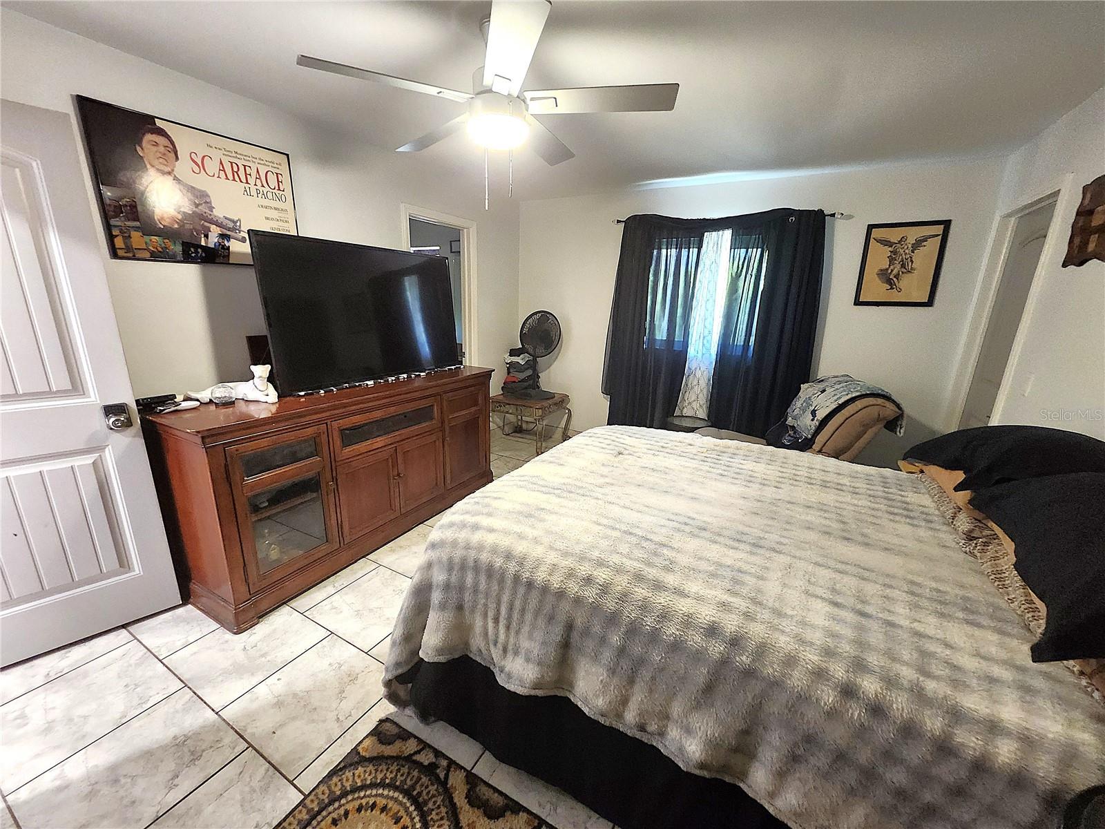 Listing Image #13