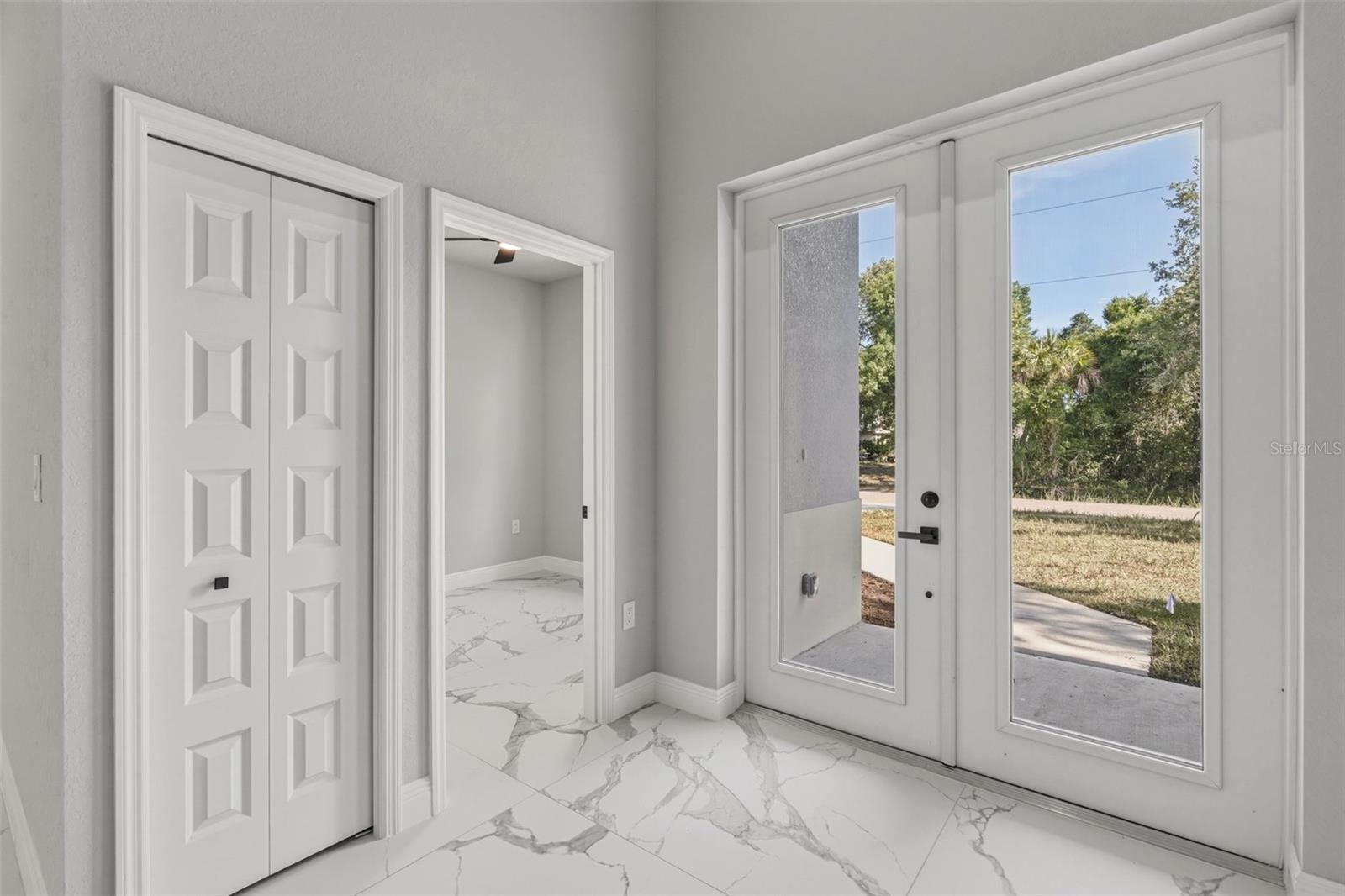 Listing Image #5