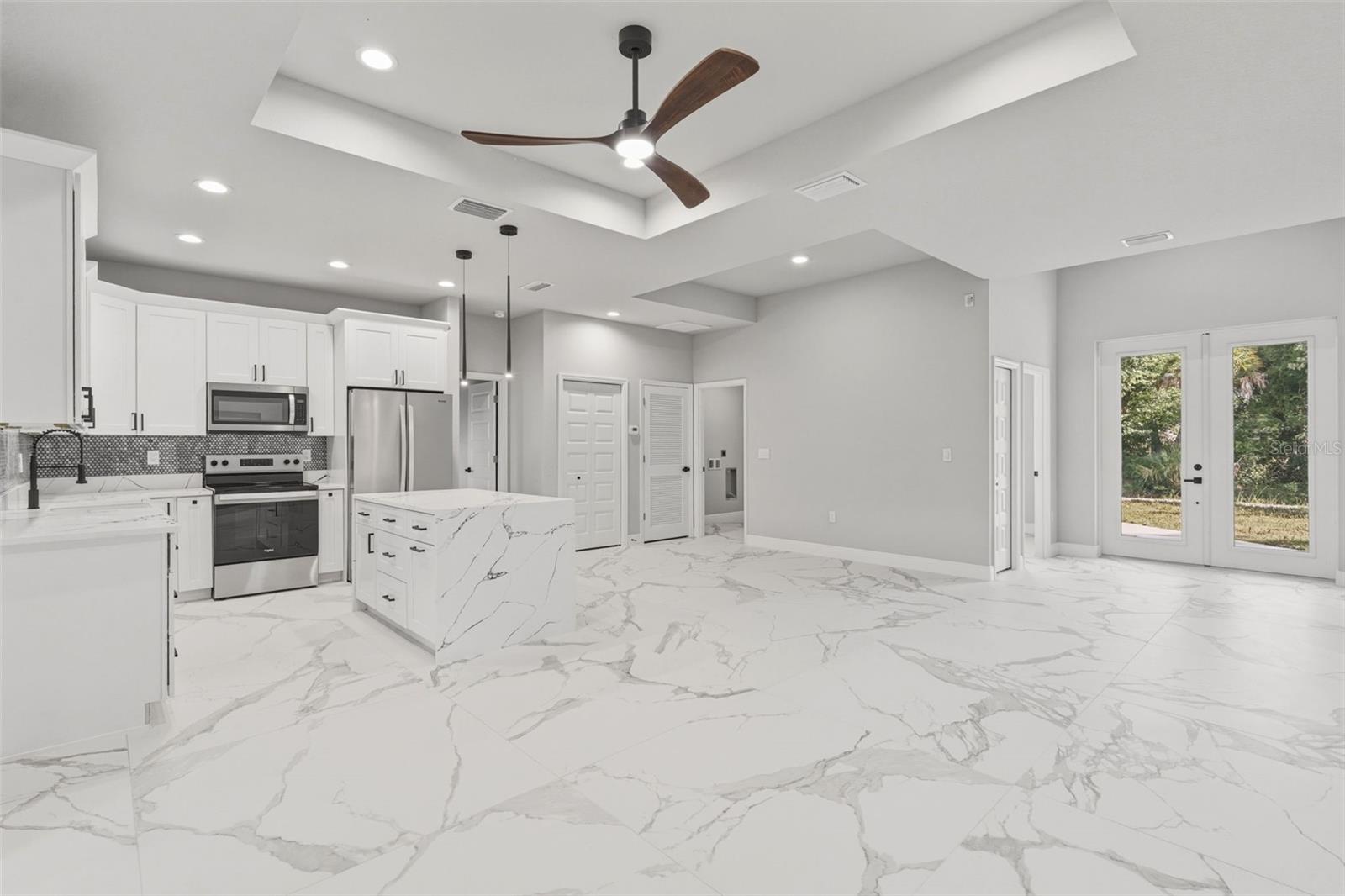 Listing Image #7