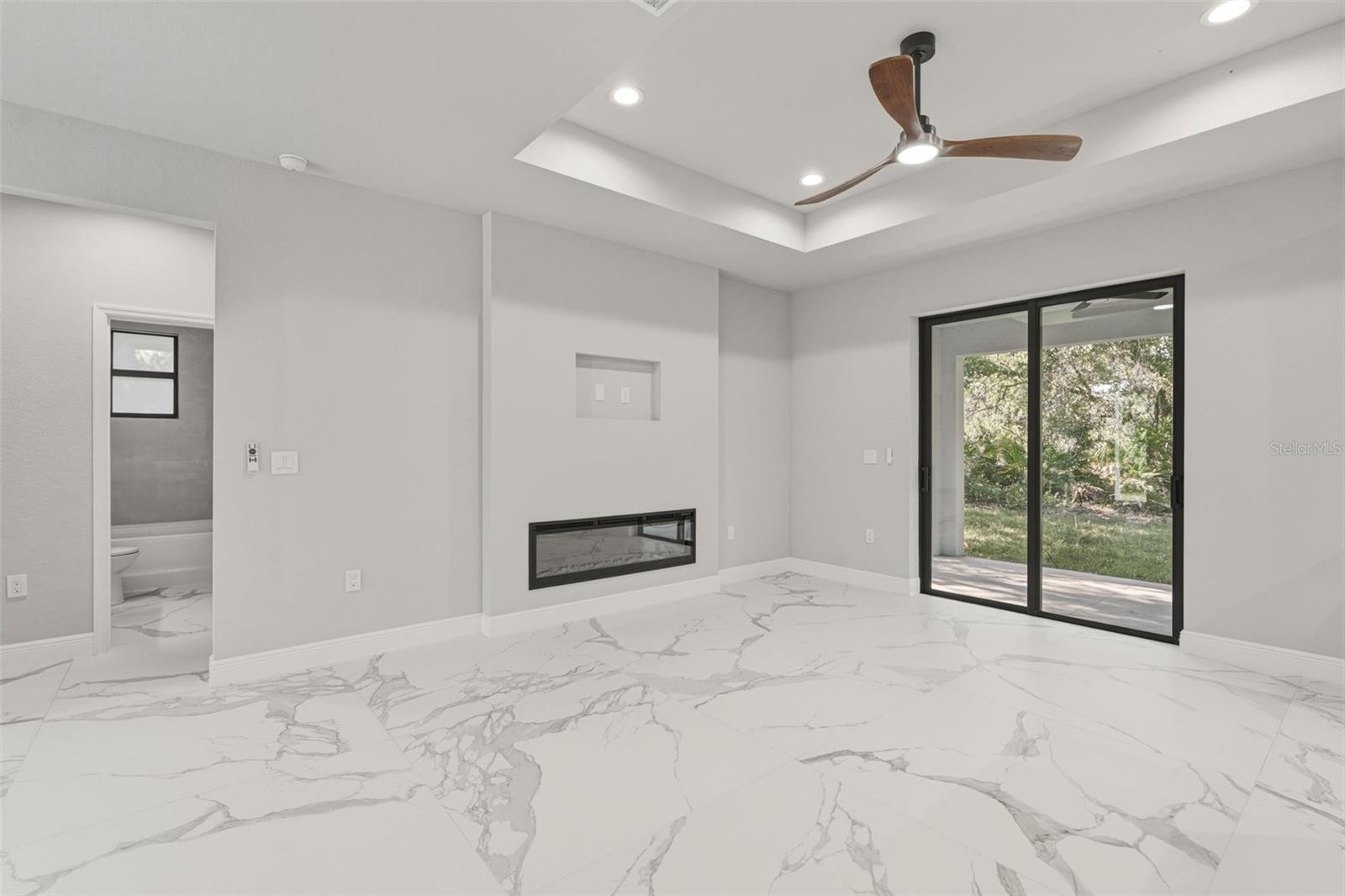 Listing Image #8