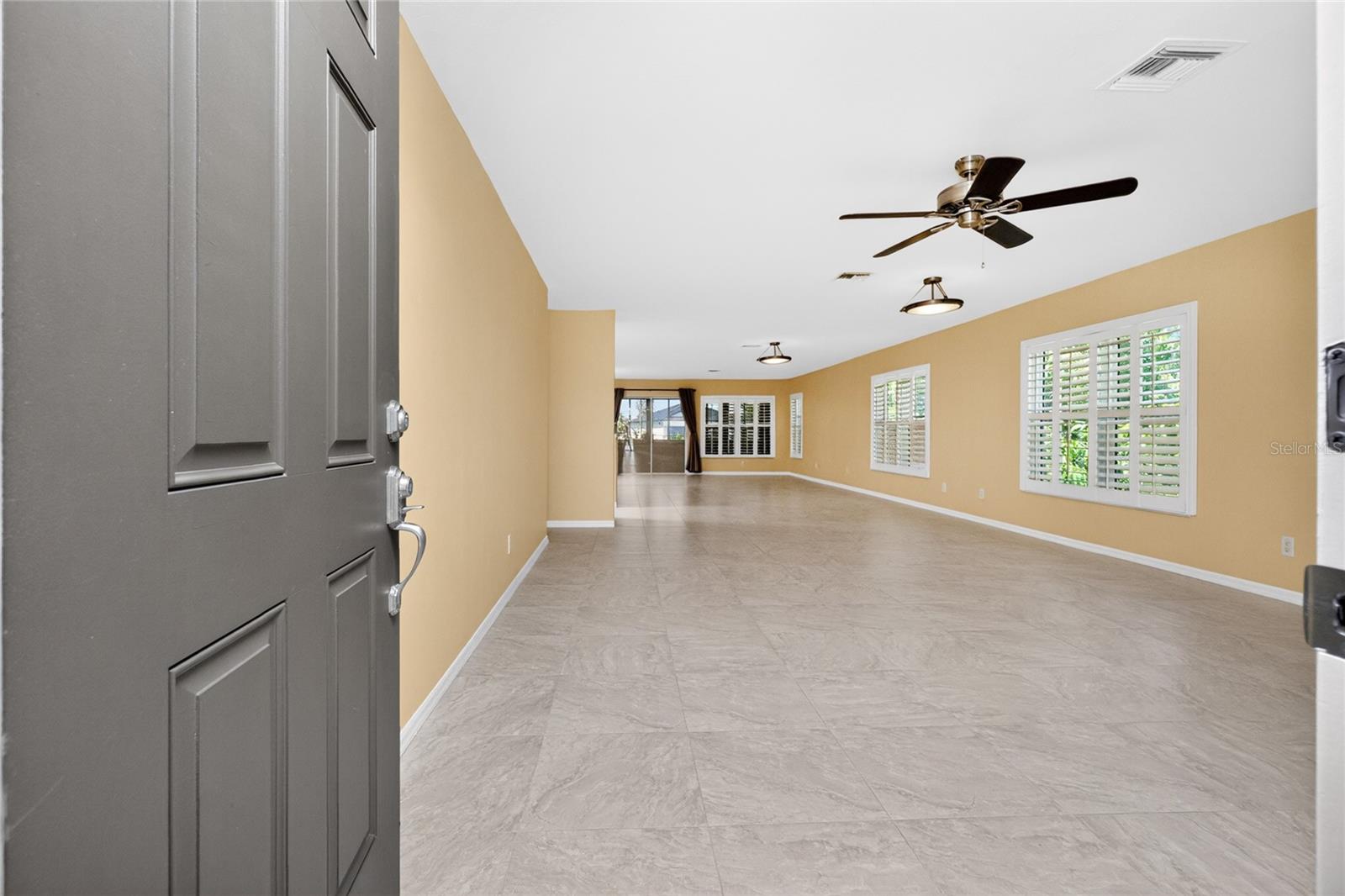 Listing Image #4