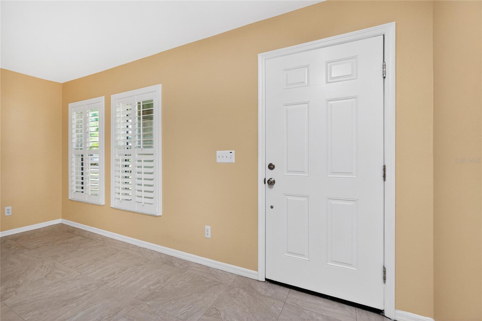 Listing Image #5