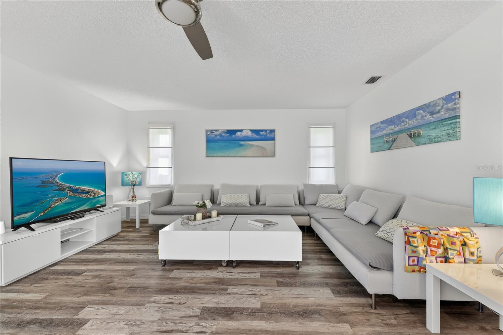 Listing Image #11