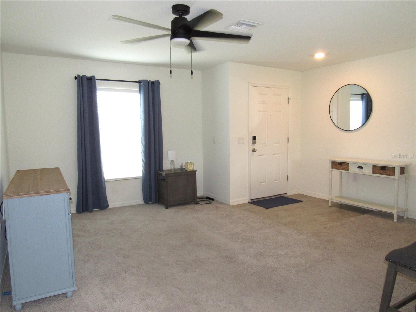 Listing Image #4
