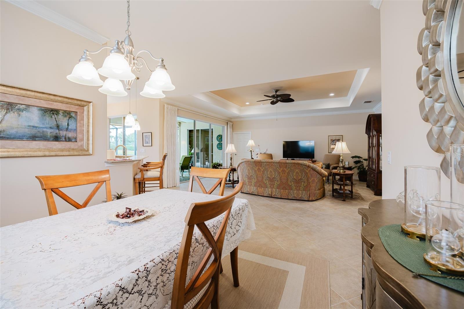 Listing Image #11
