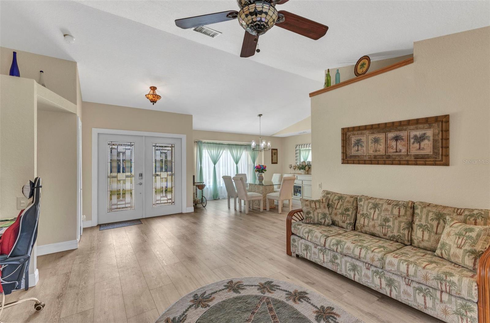 Listing Image #6