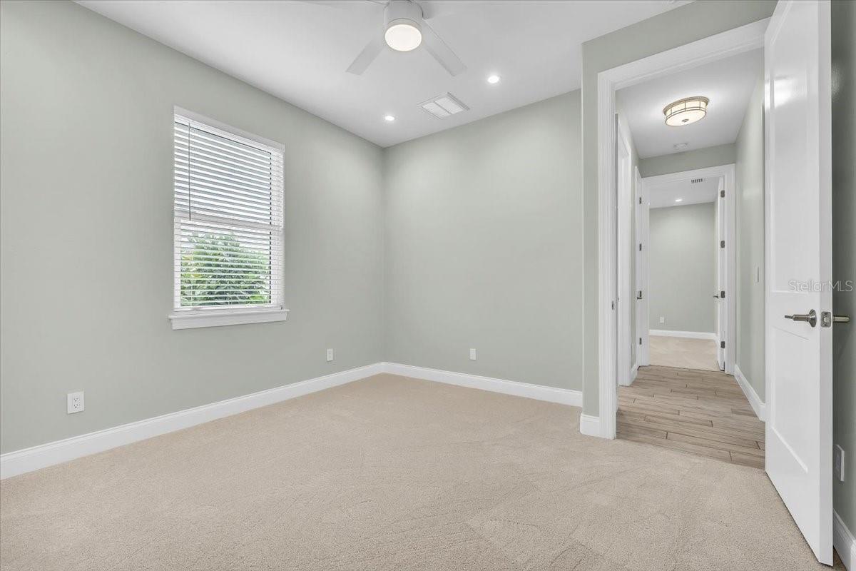Listing Image #47