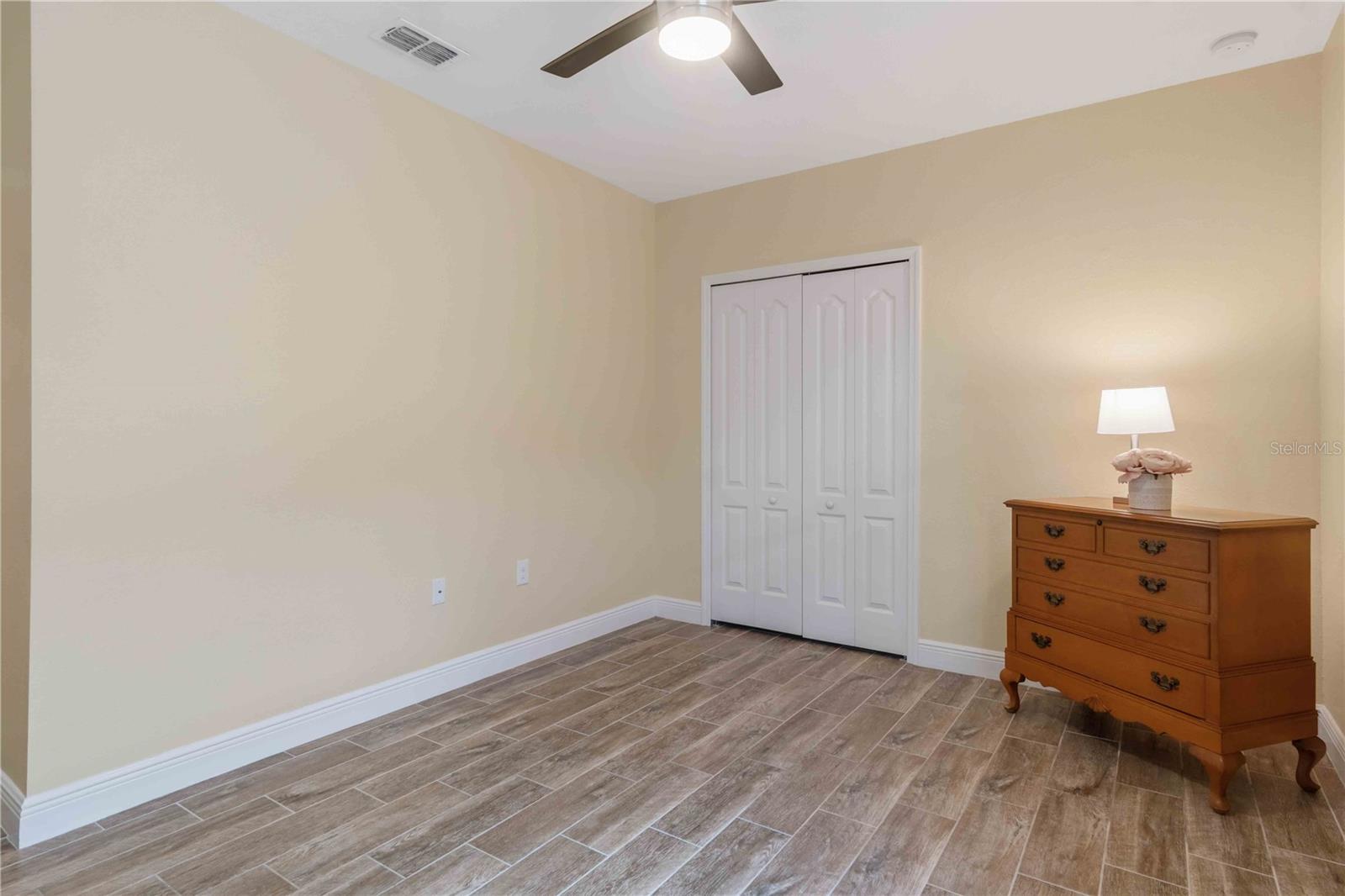 Listing Image #52