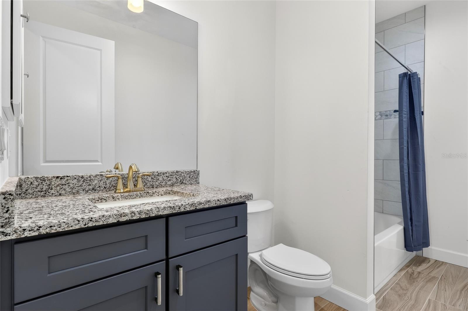 Listing Image #29