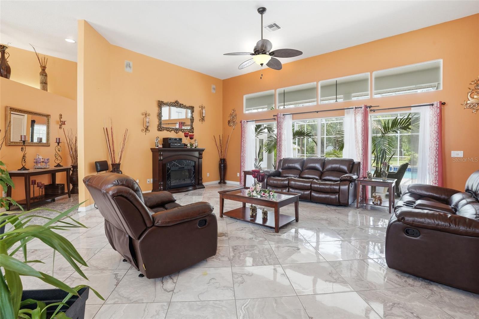 Listing Image #6
