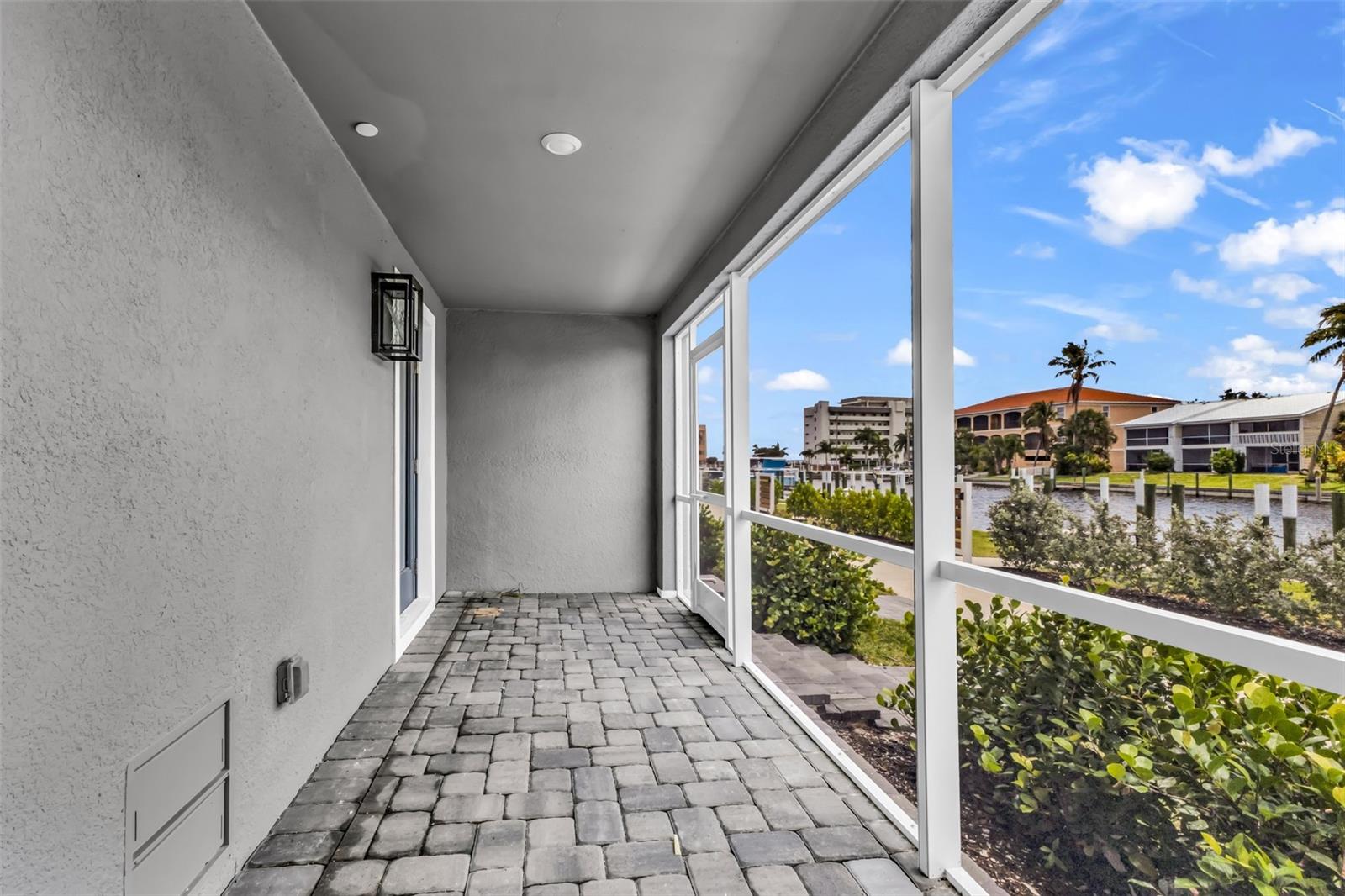 Listing Image #5