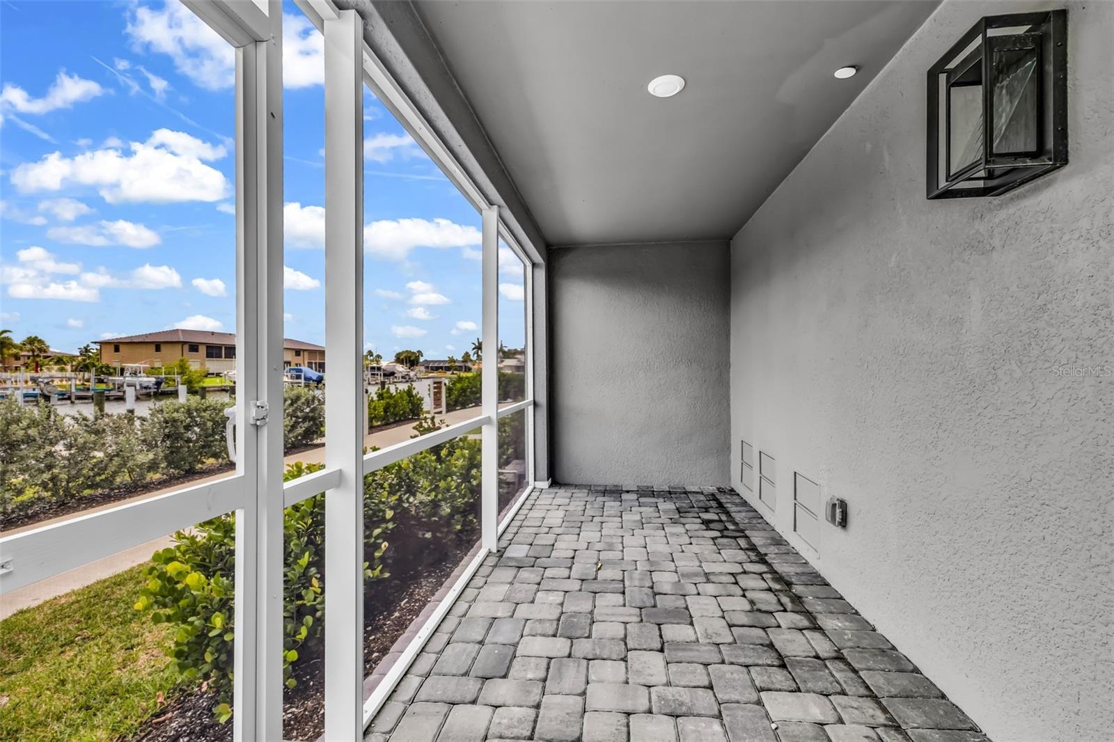 Listing Image #6
