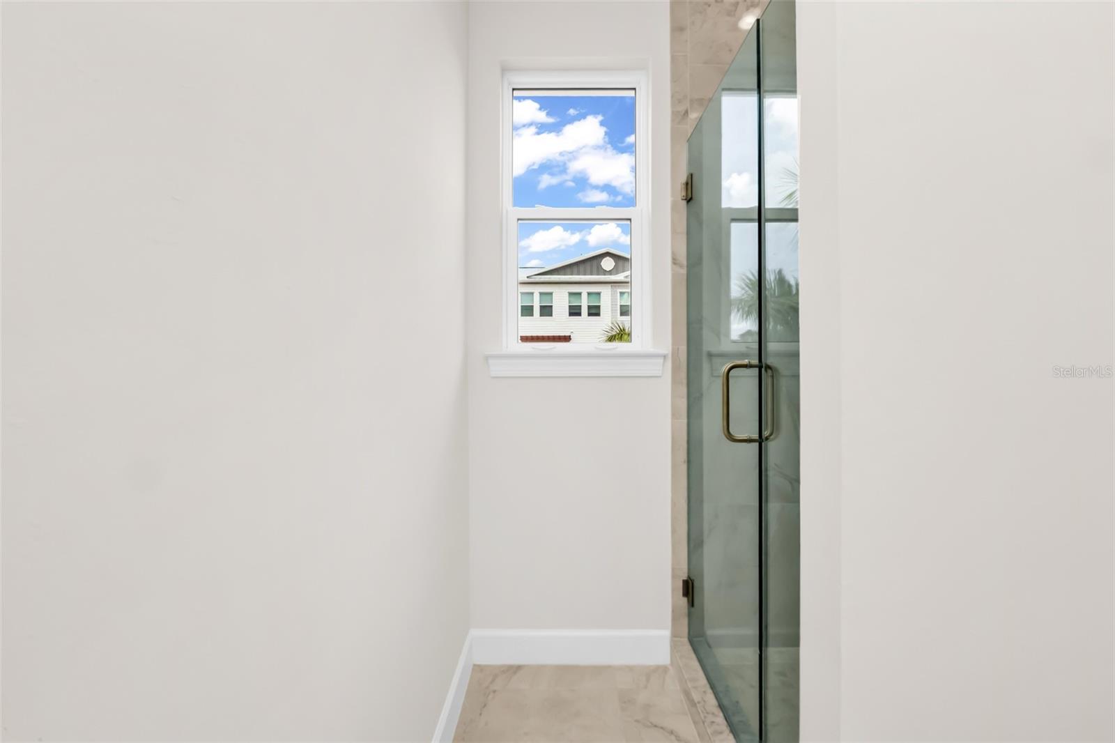 Listing Image #29