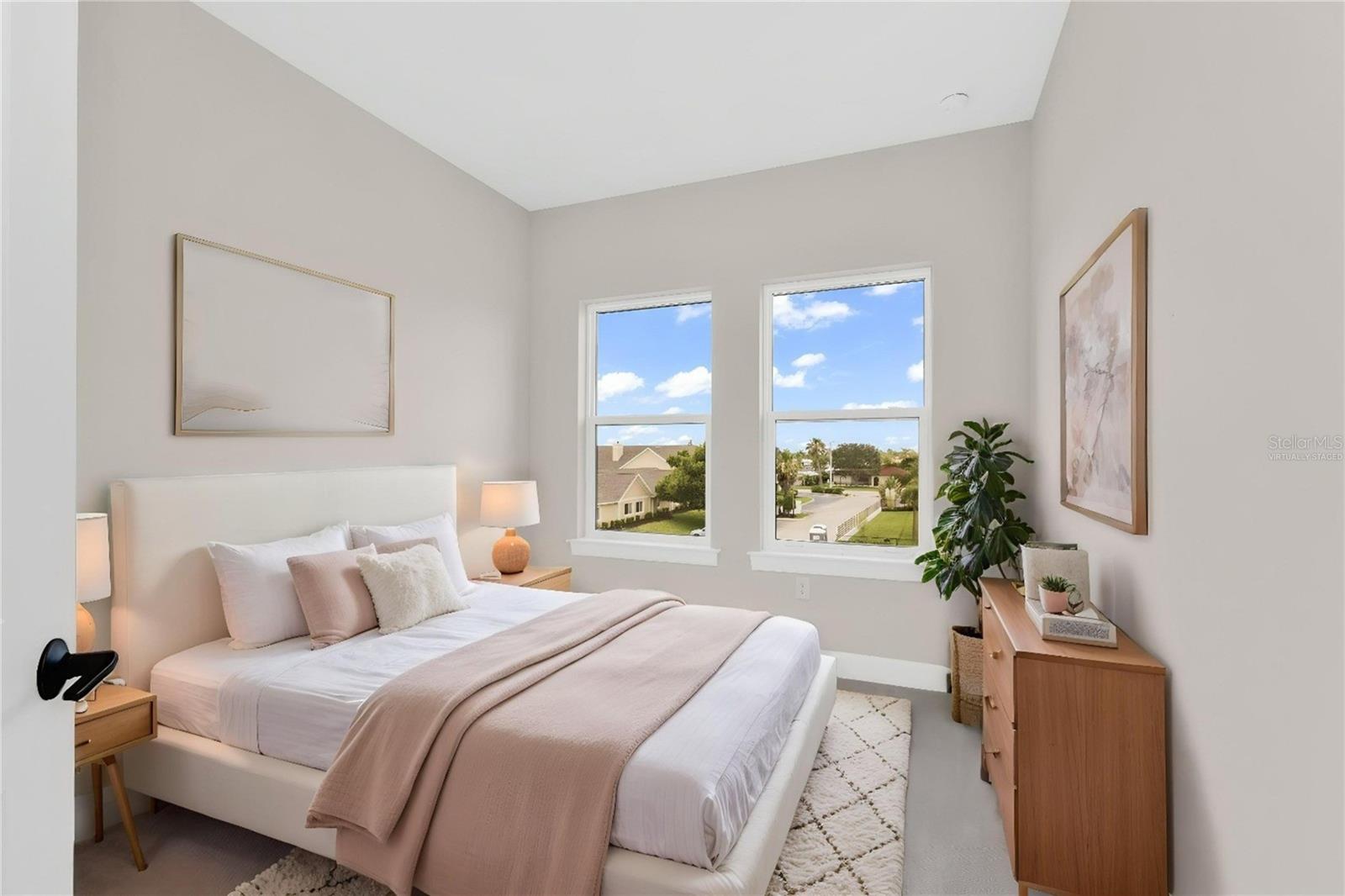 Listing Image #4