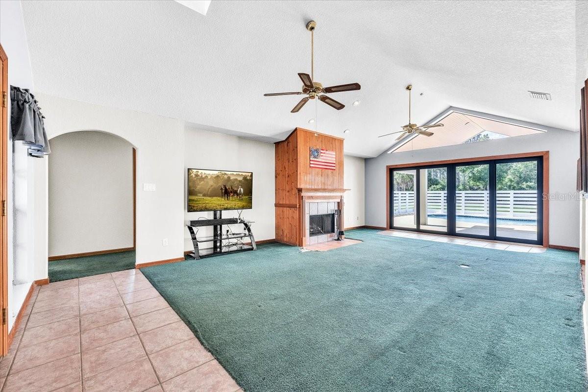 Listing Image #5