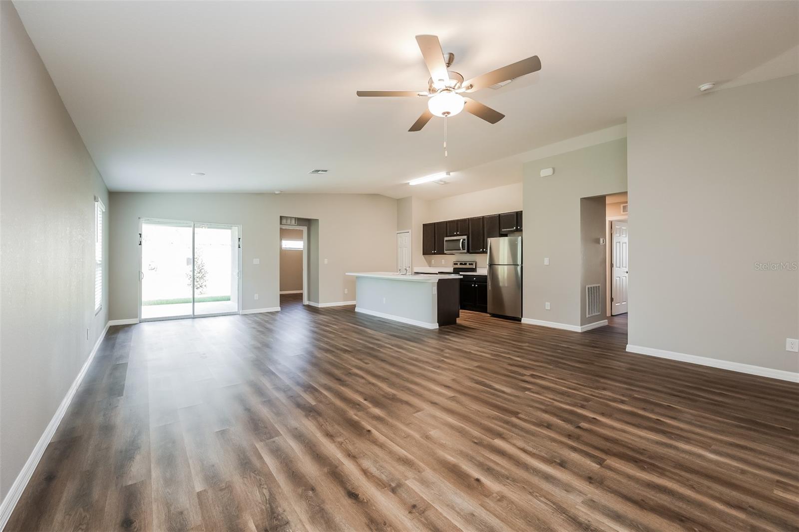 Listing Image #3