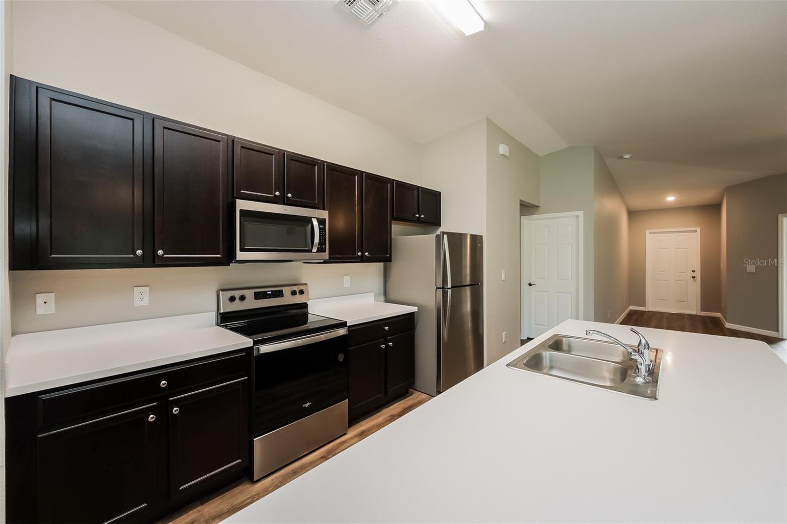 Listing Image #6