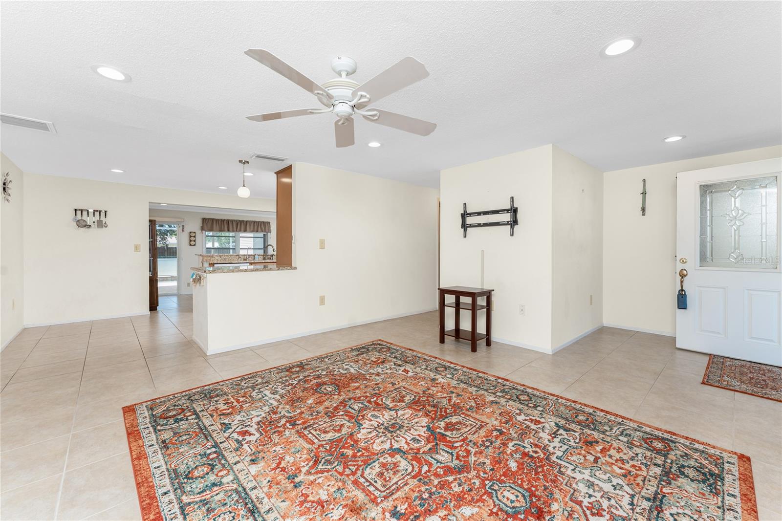 Listing Image #6