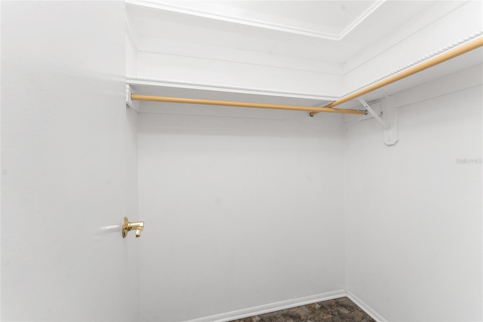 Listing Image #14