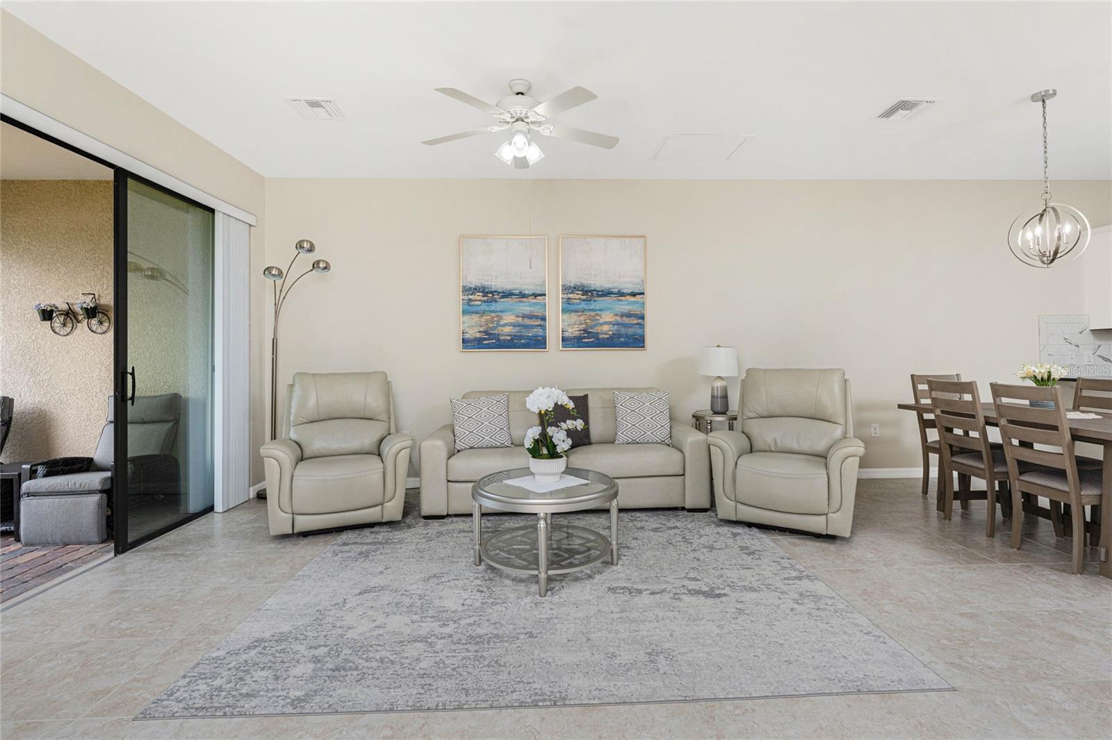 Listing Image #8