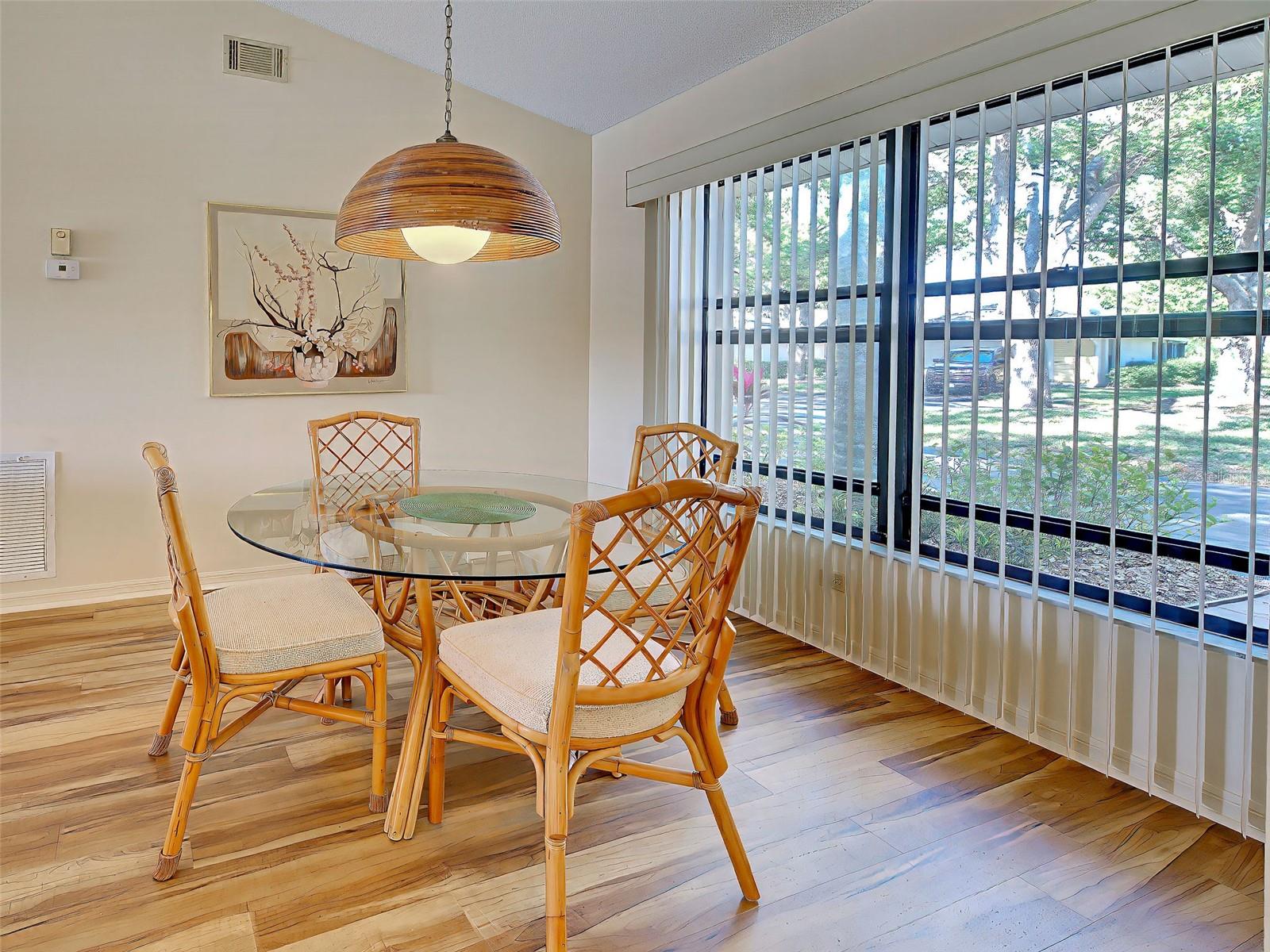 Listing Image #13
