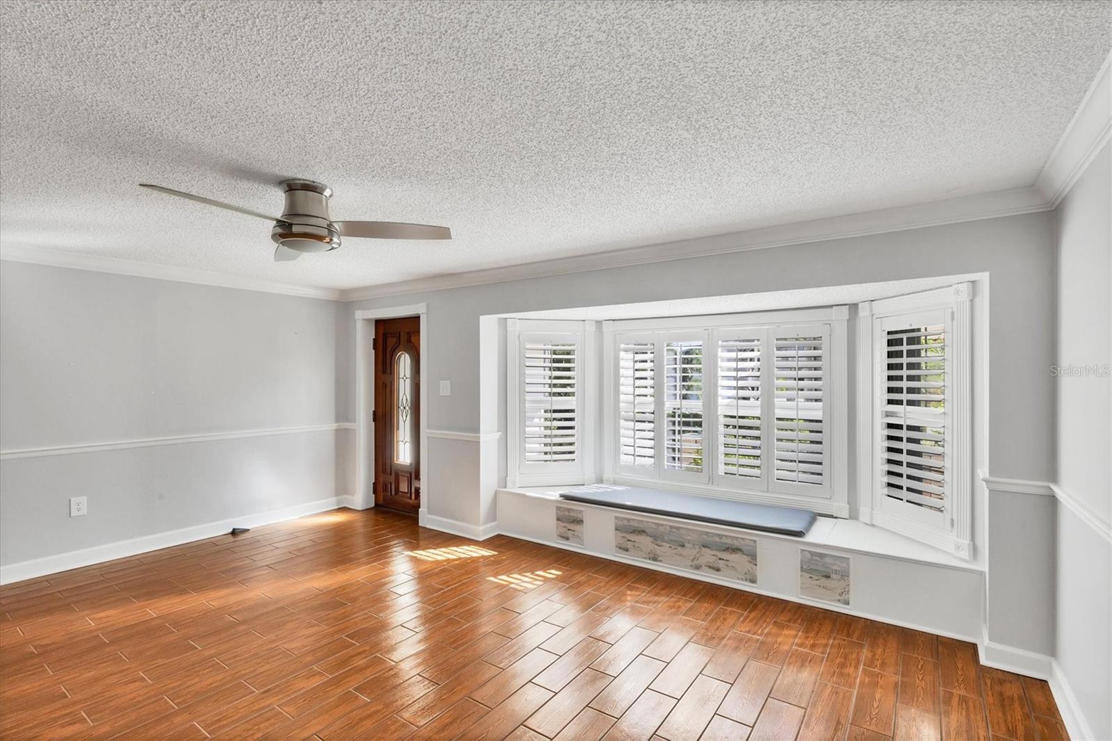 Listing Image #6