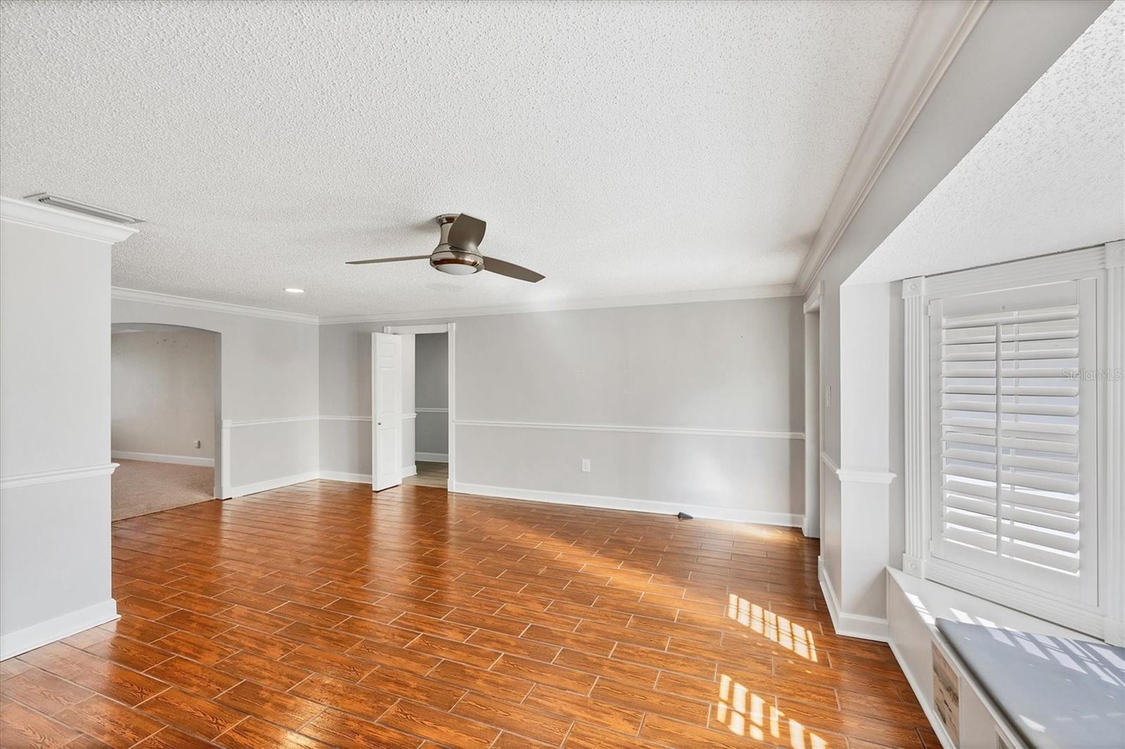 Listing Image #7