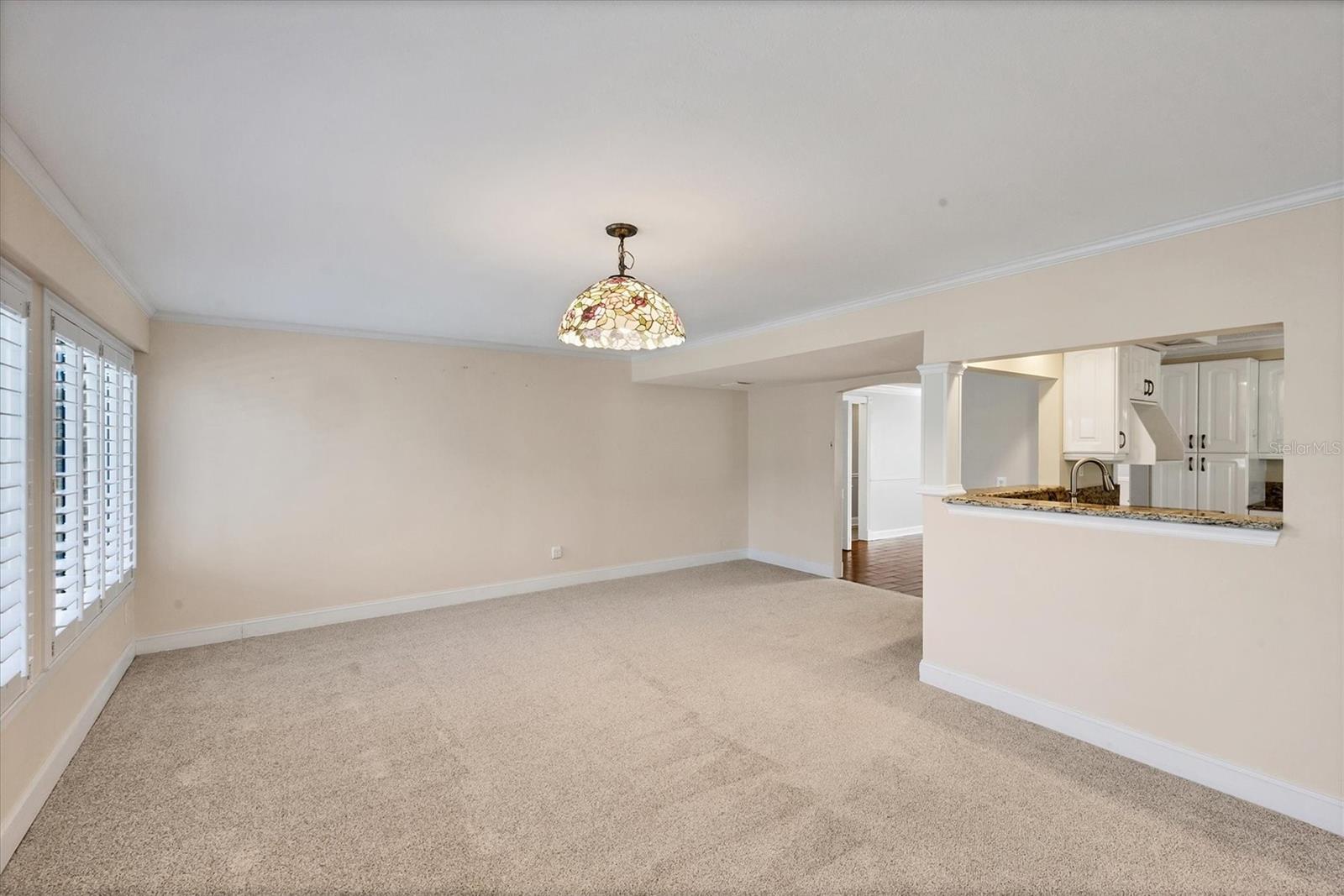 Listing Image #11