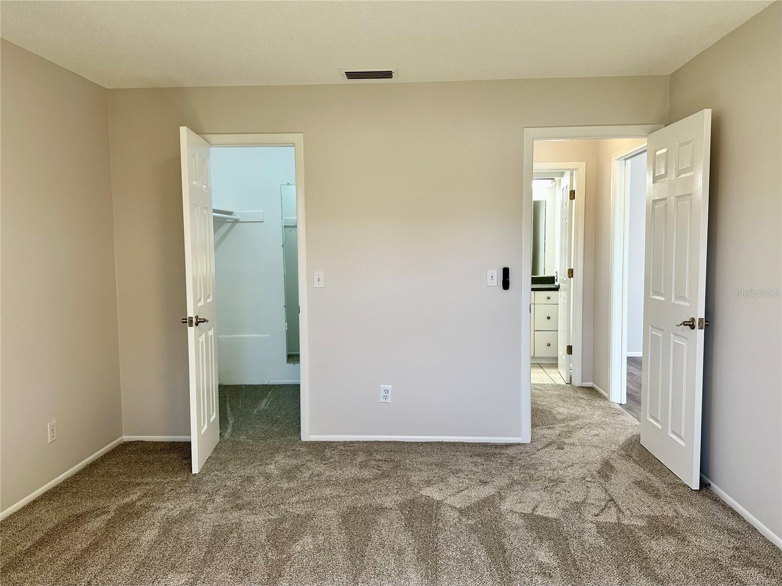 Listing Image #16
