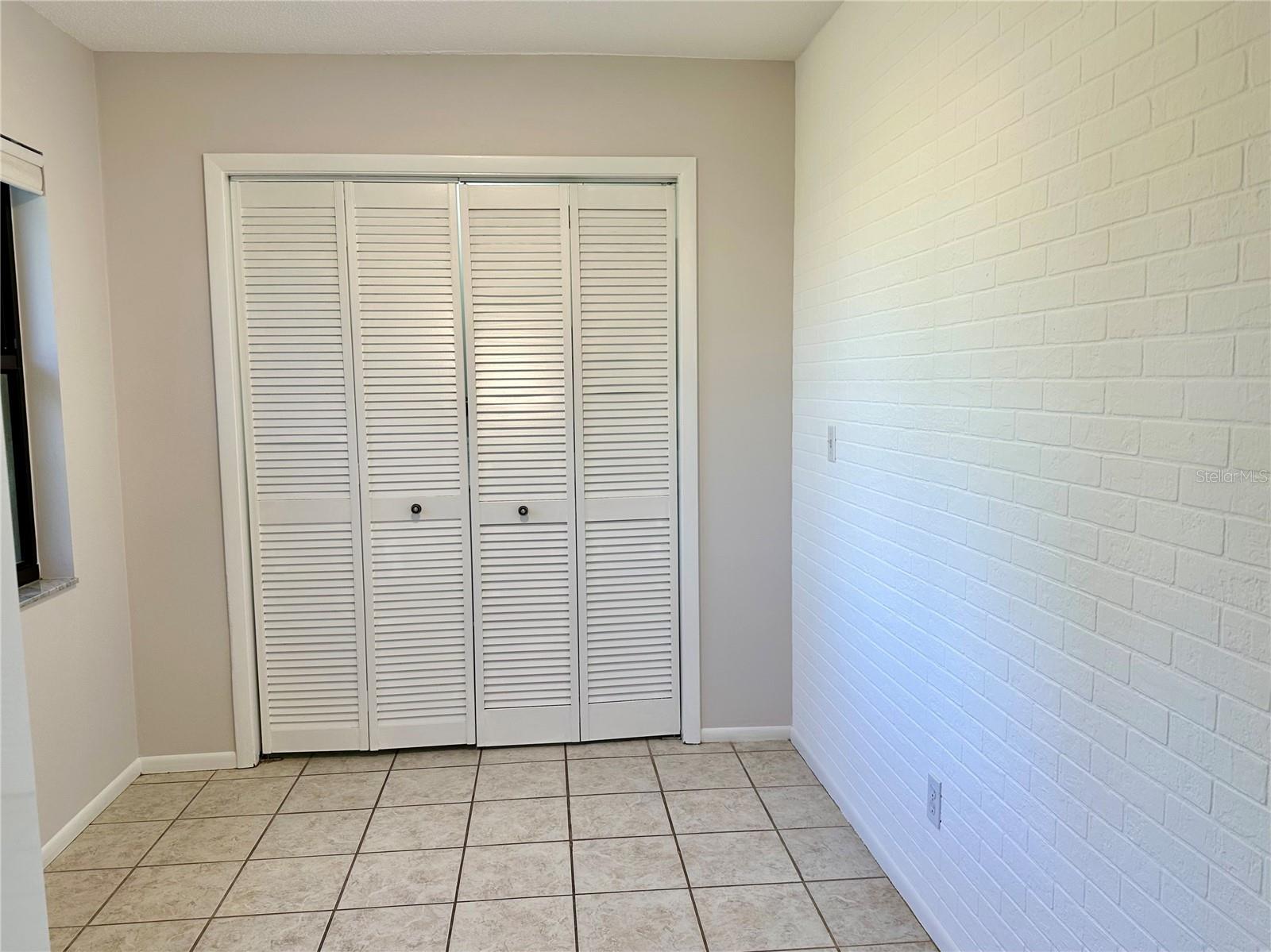 Listing Image #23