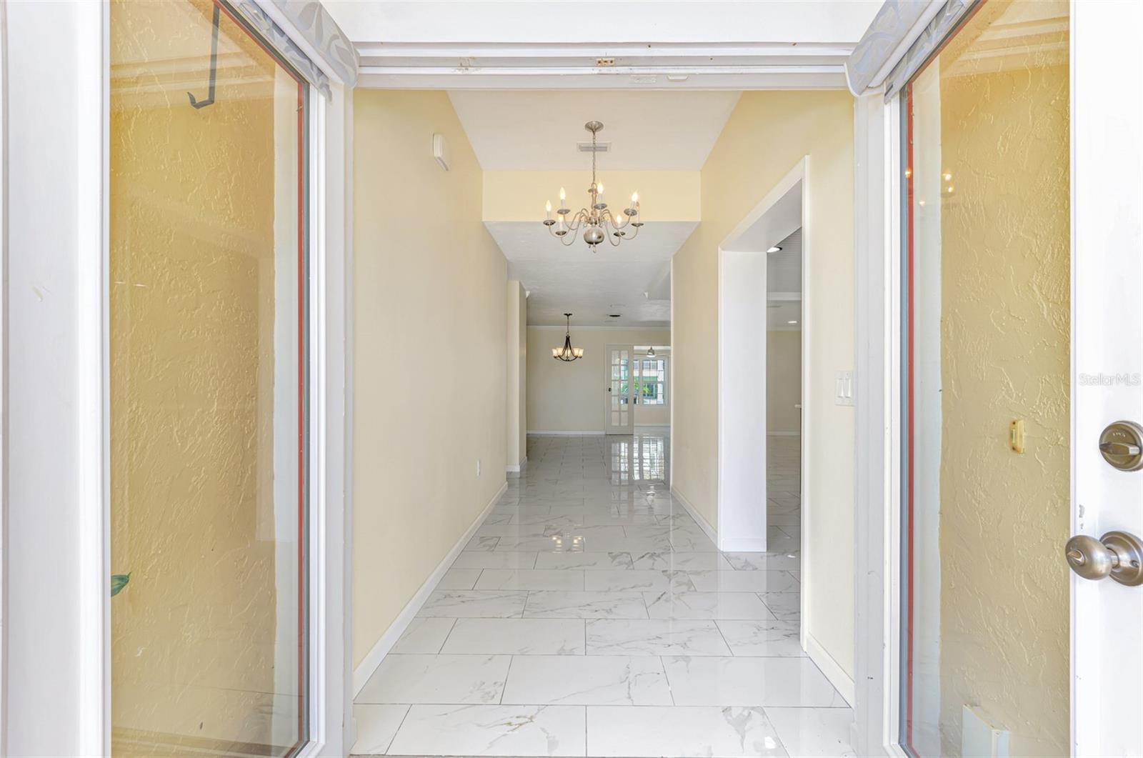 Listing Image #8