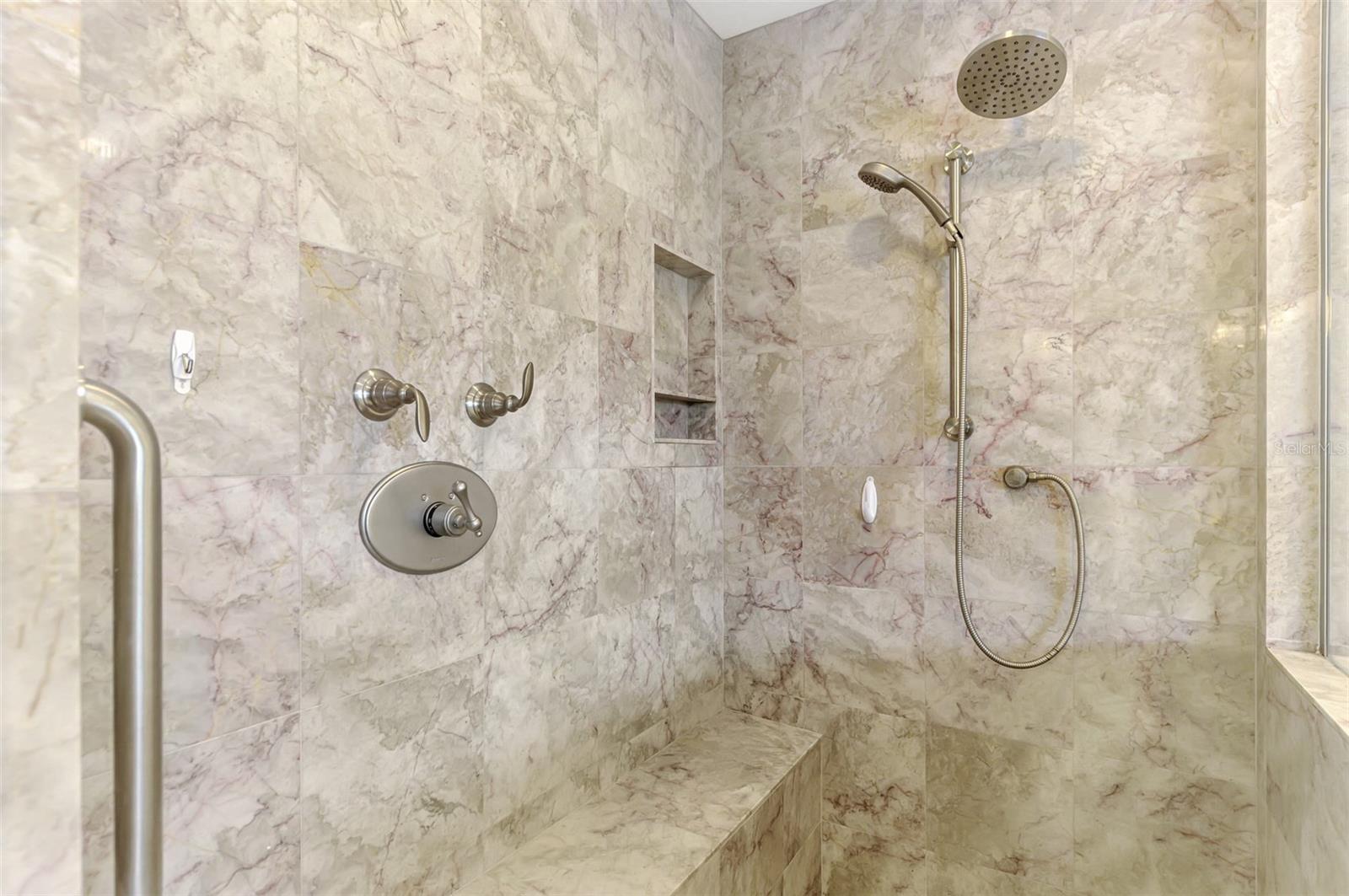 Listing Image #28