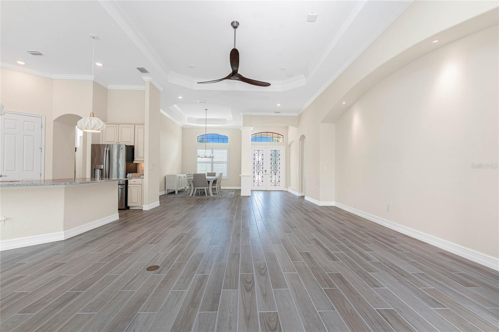 Listing Image #7