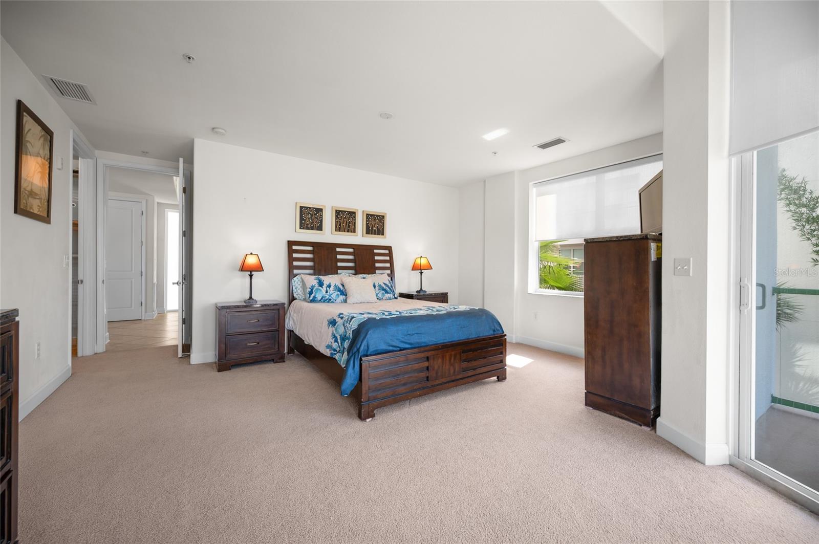 Listing Image #9