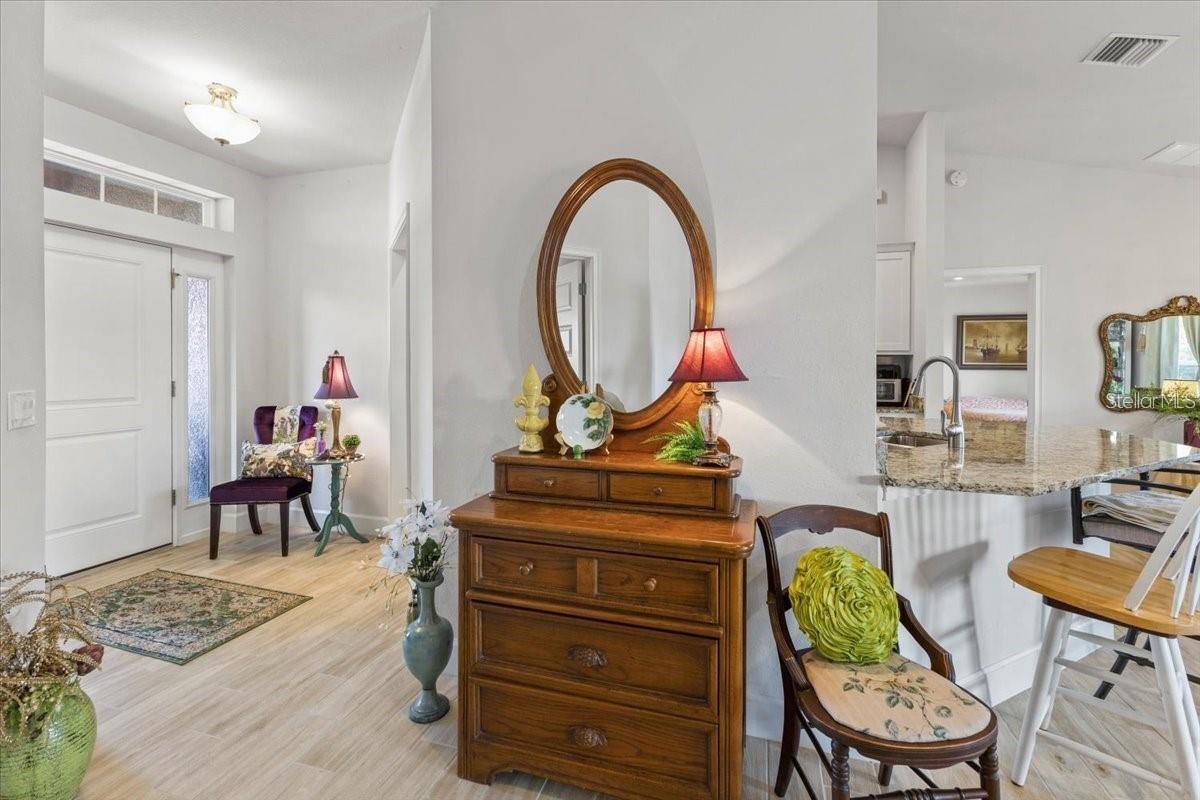 Listing Image #5