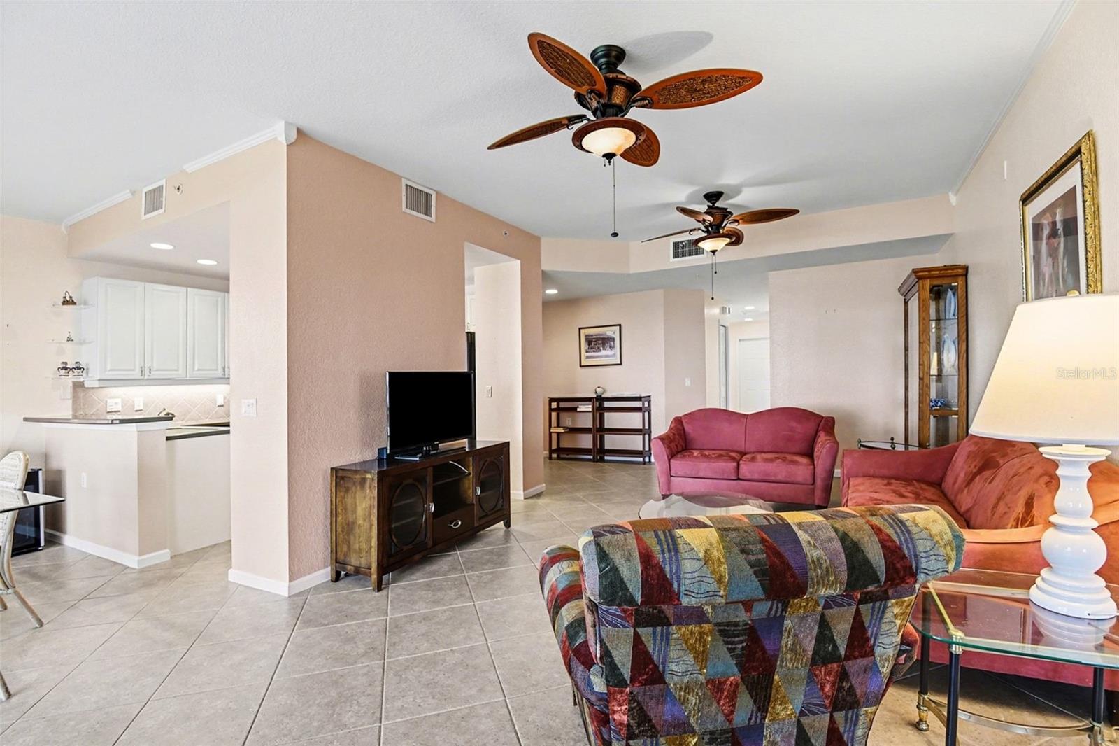 Listing Image #5