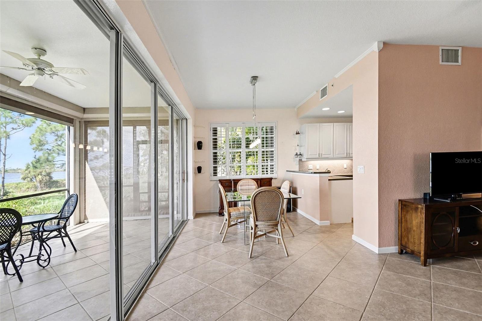 Listing Image #7