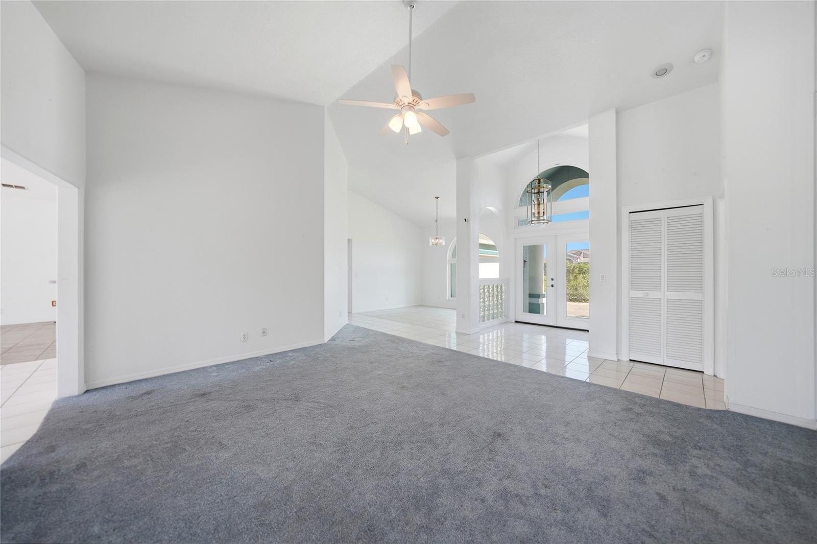 Listing Image #4