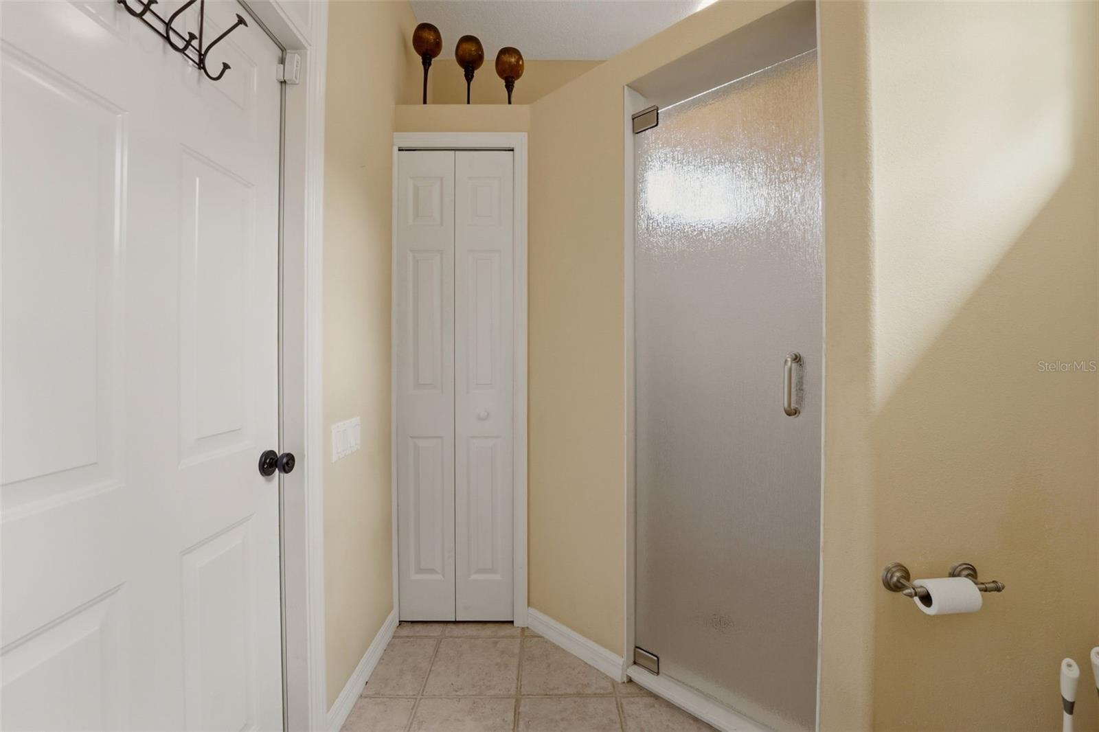 Listing Image #22