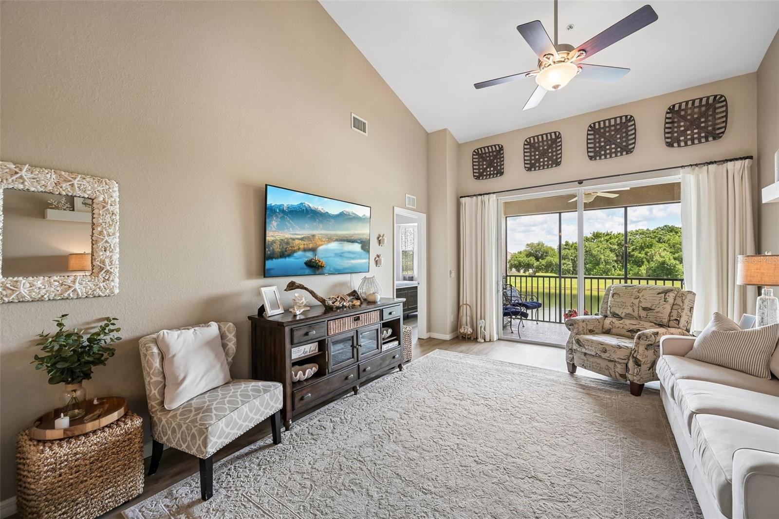 Listing Image #5