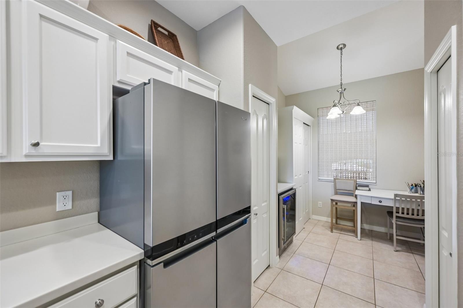 Listing Image #11