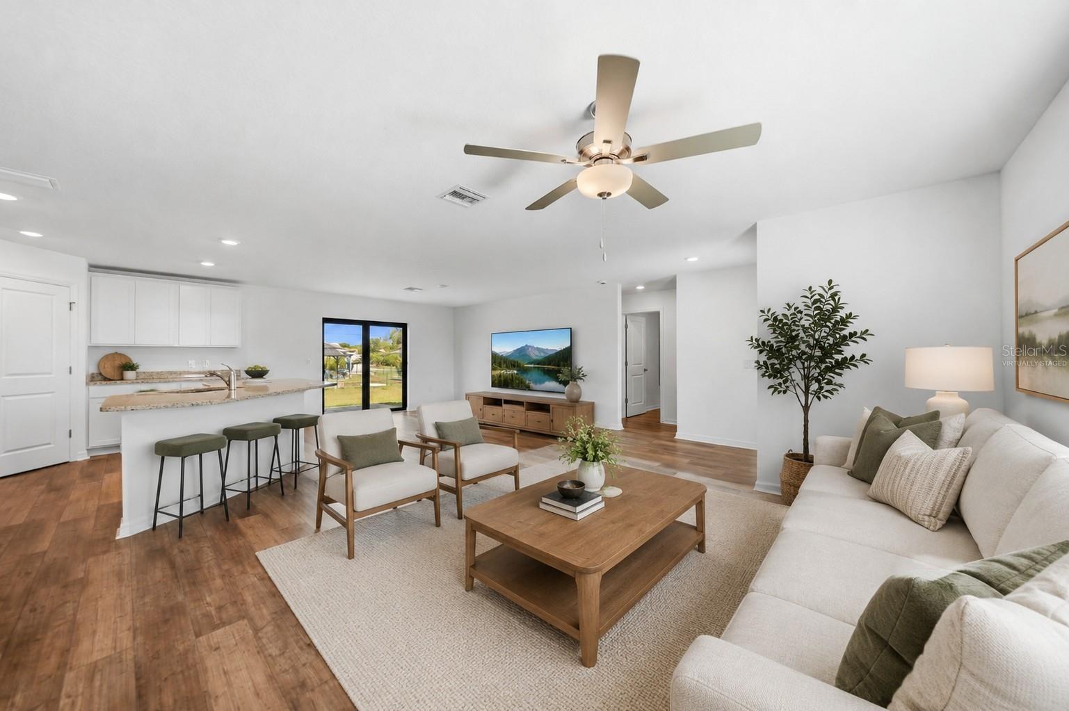 Listing Image #3