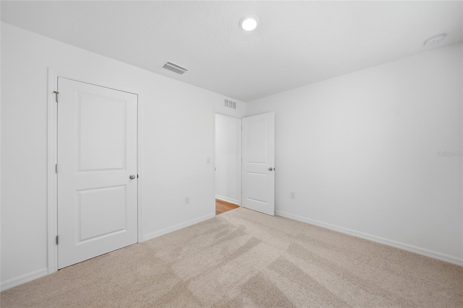 Listing Image #24