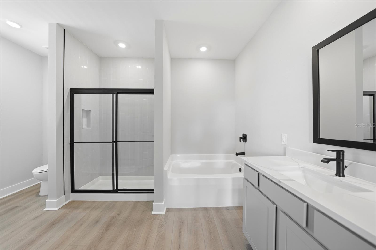 Listing Image #24