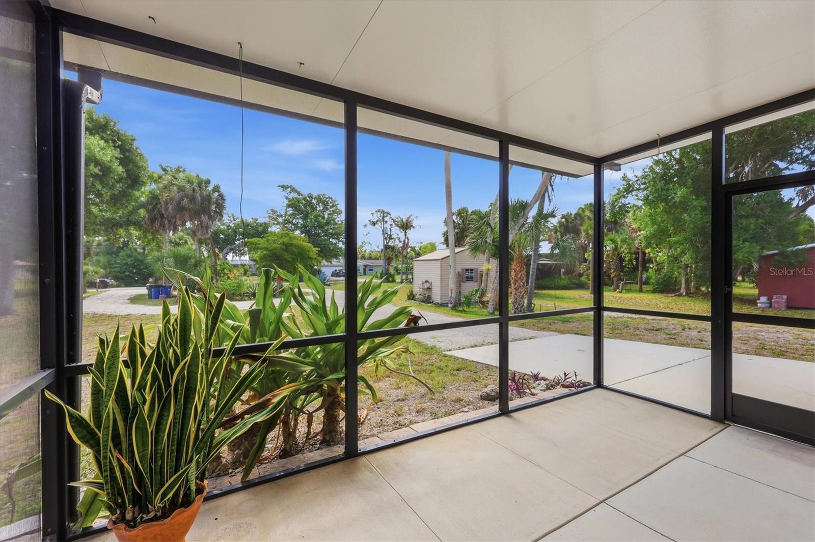 Listing Image #3