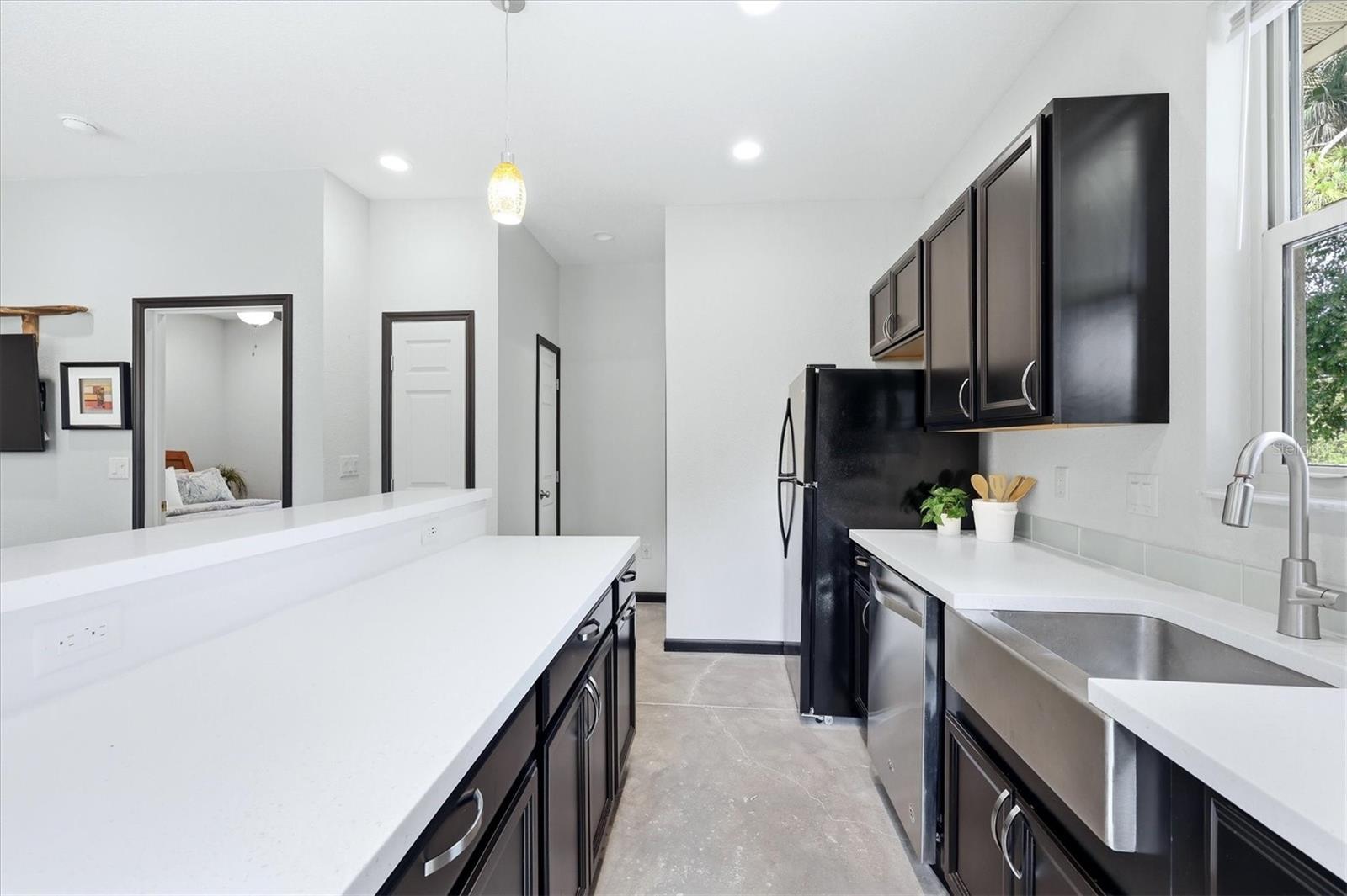 Listing Image #13