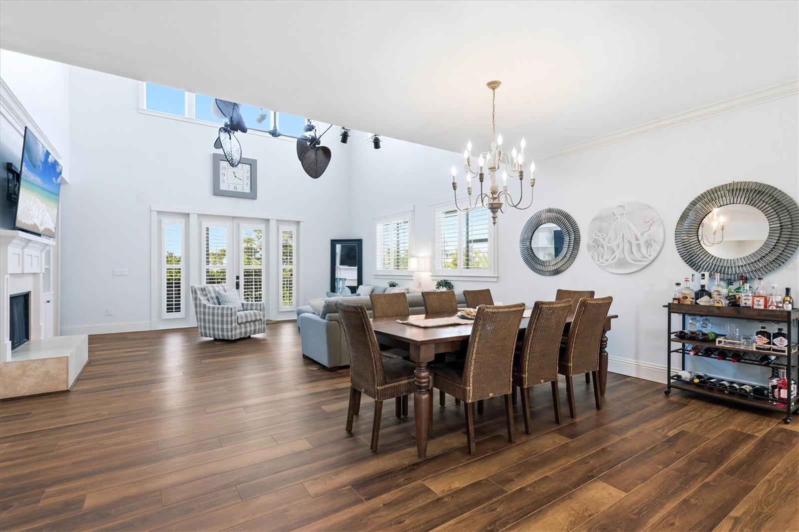 Listing Image #12