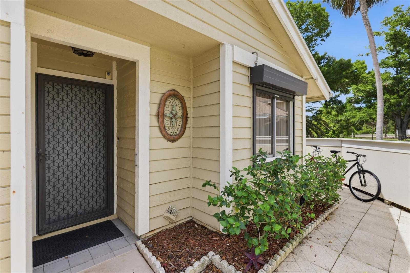 Listing Image #8