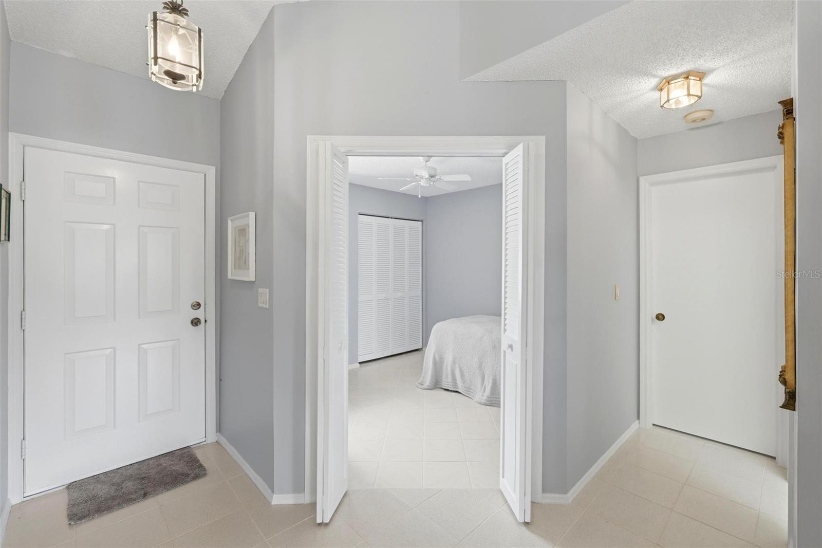 Listing Image #10